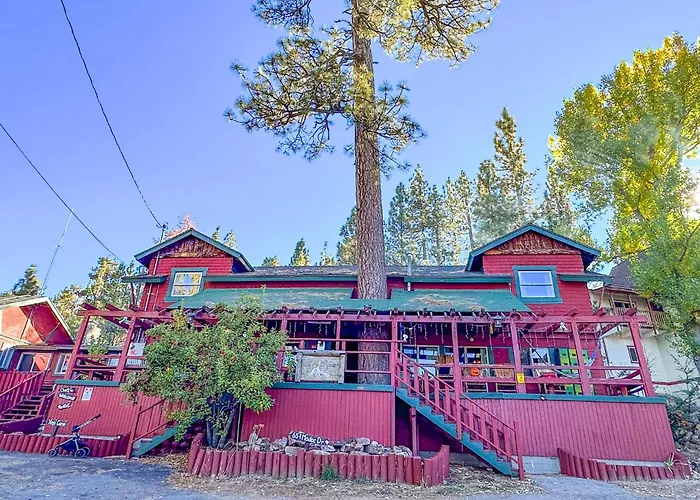 Ith Big Bear Lake Hostel & Lodge