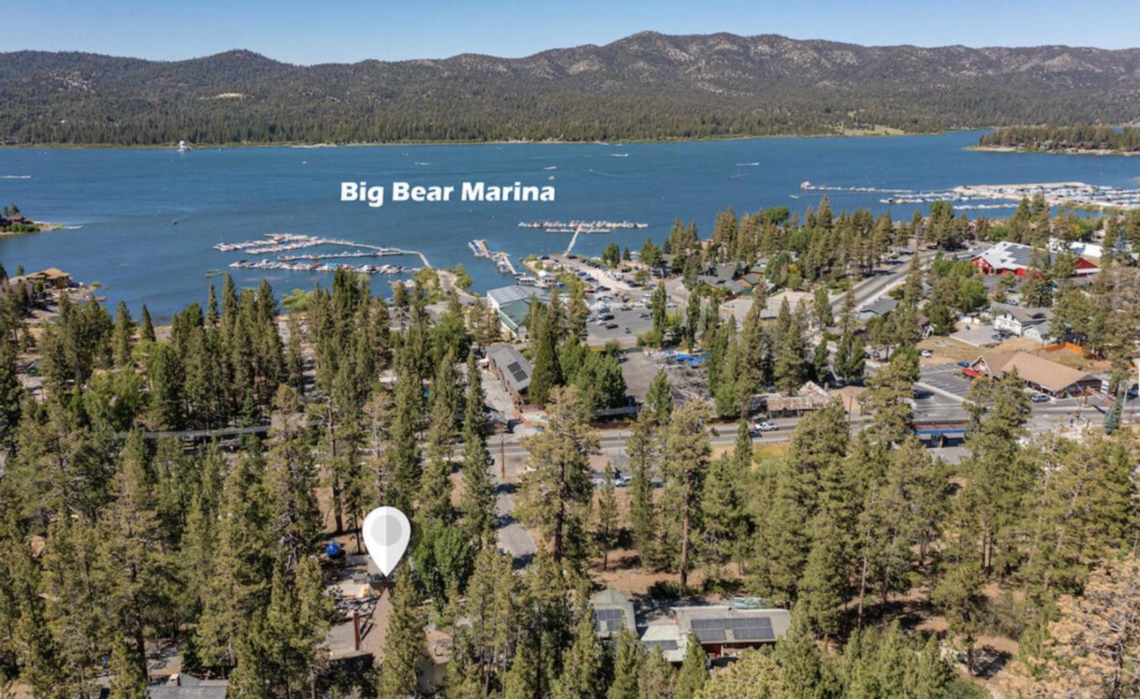 Hostal Ith Big Bear & *