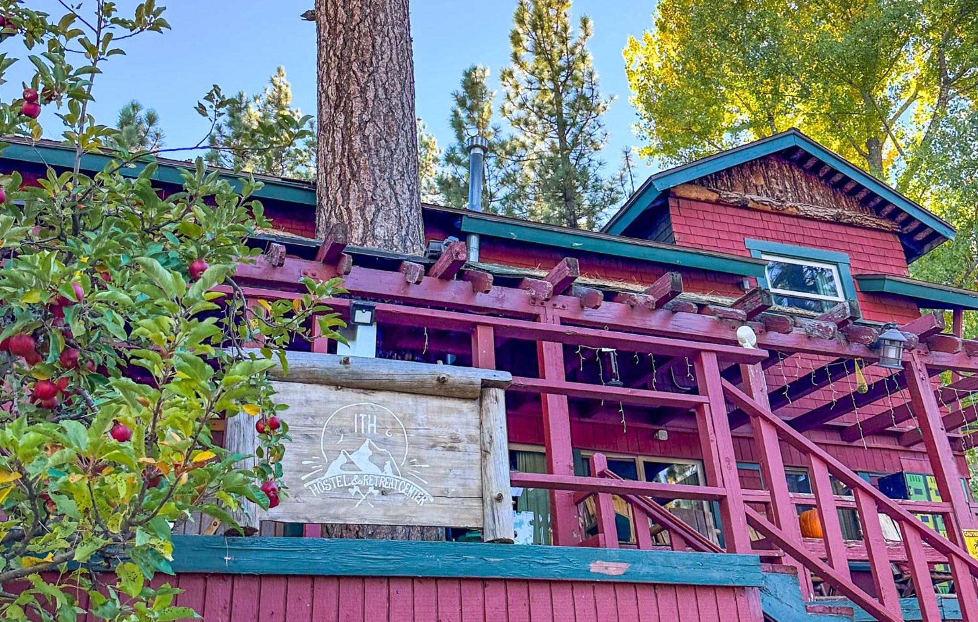Ith Big Bear & * Big Bear Lake