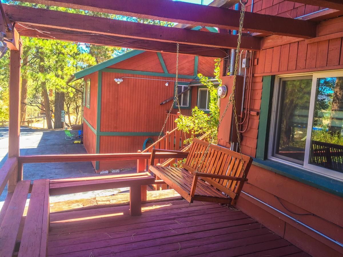 Hostal Ith Big Bear & *